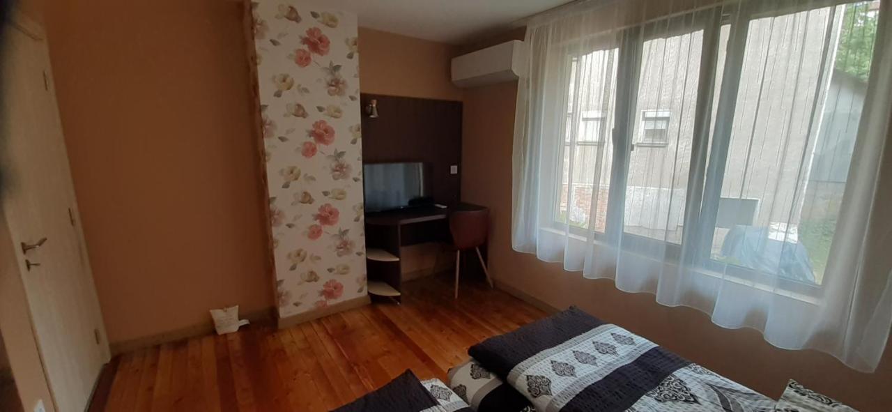 Апартамент Гето - 2 Комфорт Belogradchik Luaran gambar